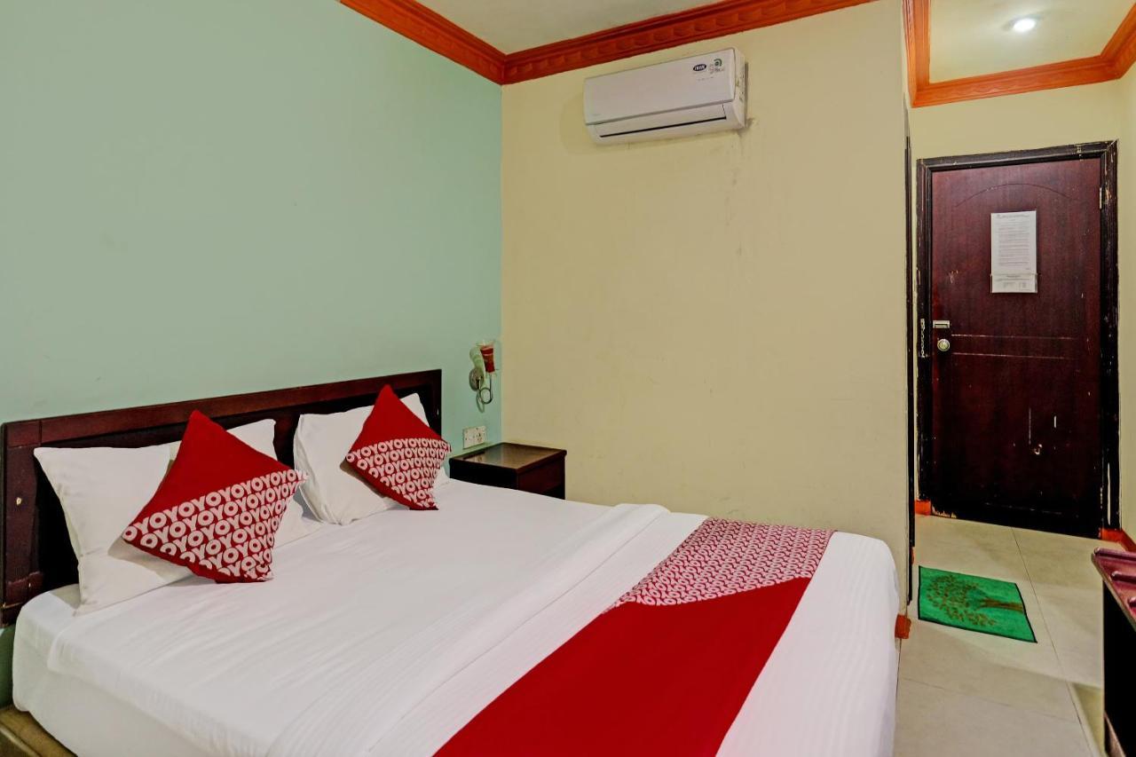 Oyo 92402 View Hotel Batam
